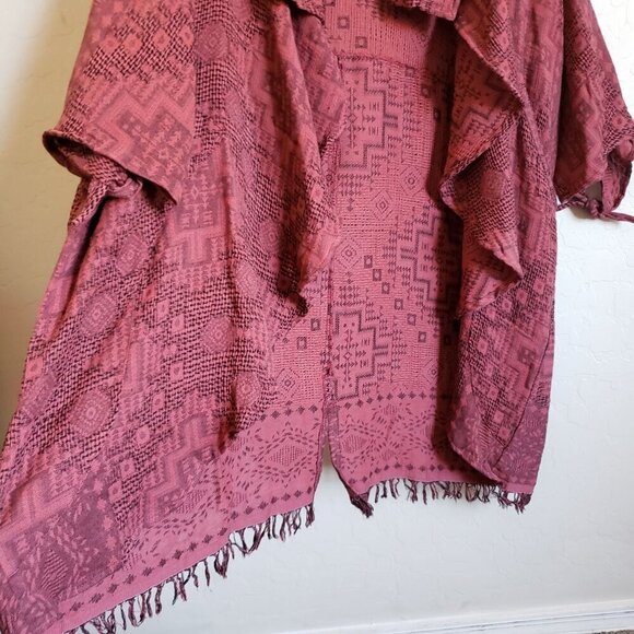 Passage Gauzy Cotton Jacquard Waterfall Open Cardigan Fringe Burgundy One Sz NEW - Picture 4 of 12
